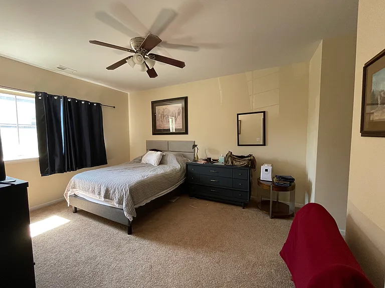 474 Village Dr — Photo 16