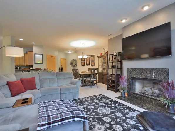 N74W13737 Appleton AVENUE #116, Menomonee Falls, WI 53051
