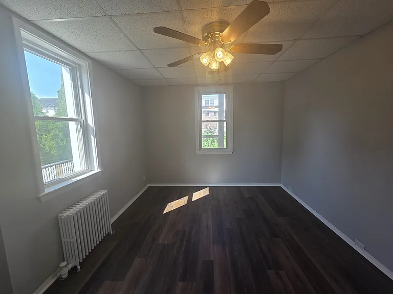 631 2nd Ave #1 — Photo 5