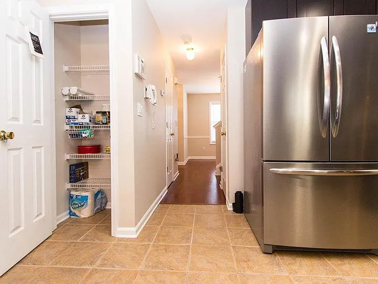 5653 Riverside Walk Dr — Photo 12