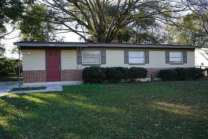 1st image of 2318 W Burpee Dr