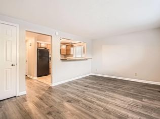 4725 S Acoma St, Englewood, CO 80110