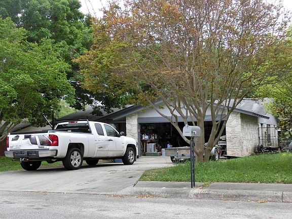2nd image of 14303 Briarbend St
