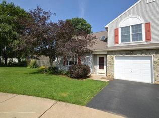 16 Frederick Cir, Manheim, PA 17545