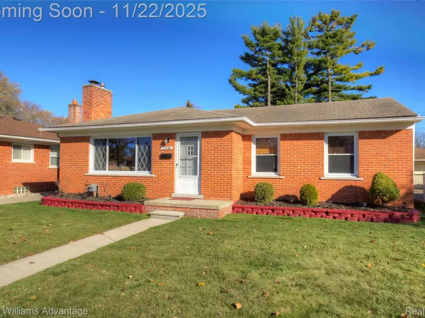 9338 Colorado St, Livonia, MI 48150