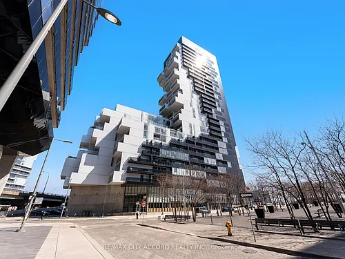 170 Bayview Ave #705 Photo 1