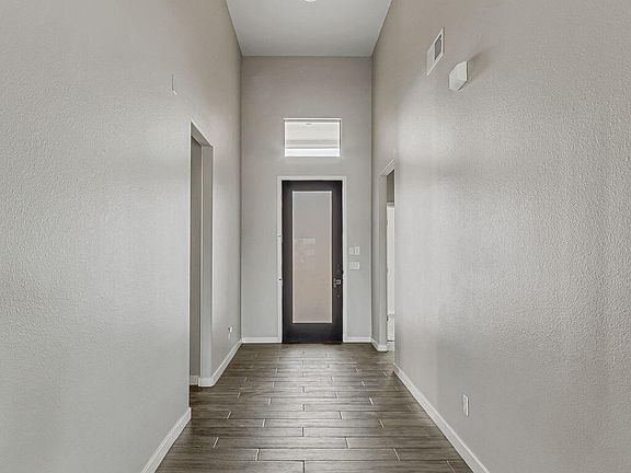 5th image of 7500 Porterhouse Ct