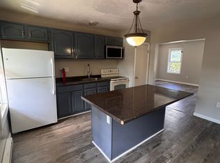 9 Cross St APT 2, Dudley, MA 01571