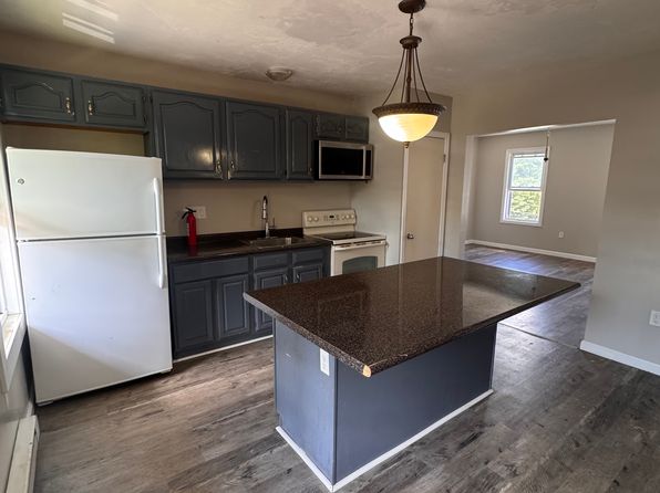 9 Cross St APT 2