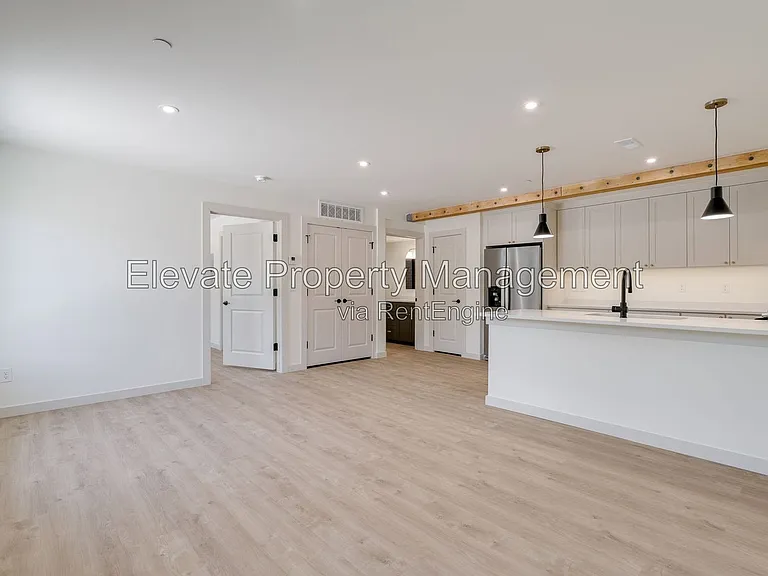844 NW 43rd St #102 — Photo 7