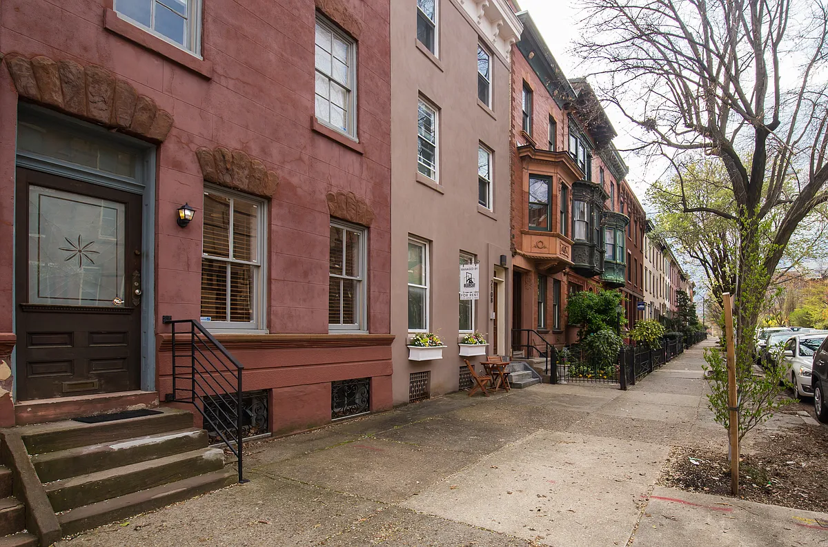 Building Photo - 2106 Green St #1