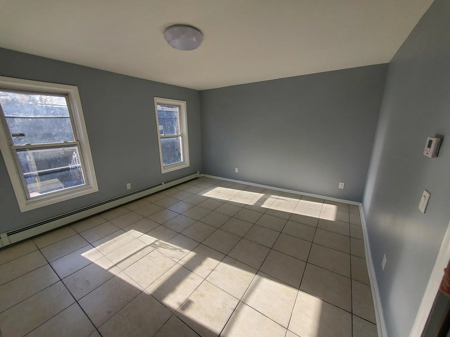 16 Amity St — Photo 2