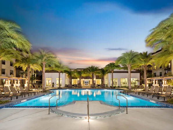 SUR Southside Quarter