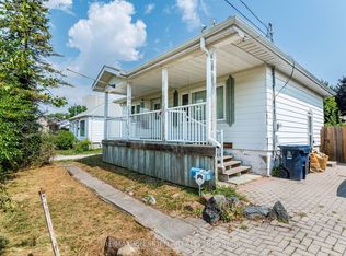 135 Kitchener Rd, Toronto, ON M1E 2Y2