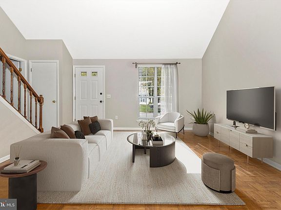 3rd image of 3409 Marble Arch Dr