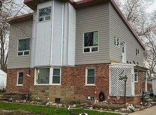 30516 Everett St, Southfield, MI 48076