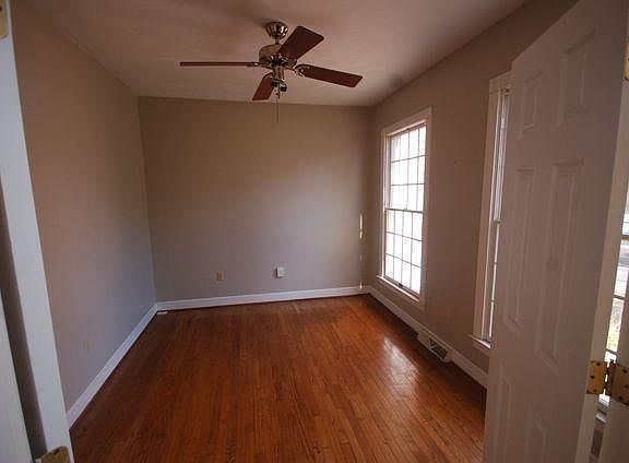 4th image of 7013 Campbell Dr