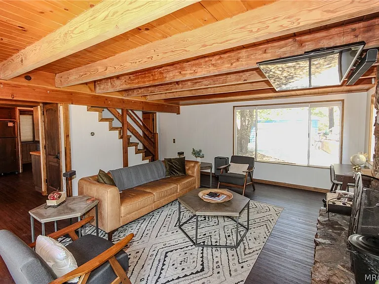 43516 Colusa Dr — Photo 6