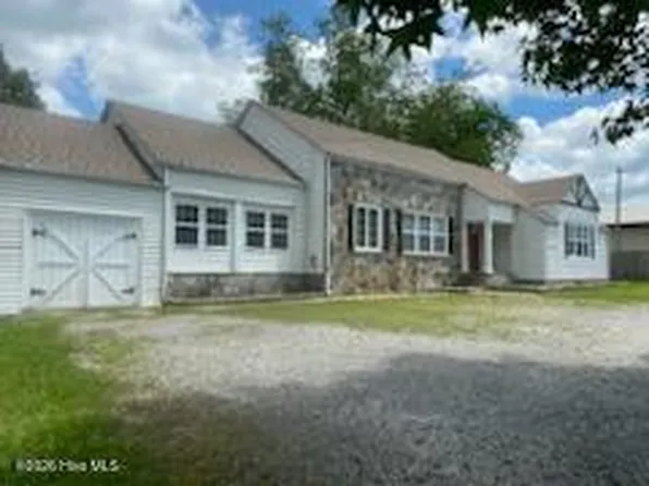 1293 Main St, Andrews, NC 28901