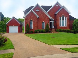 4104 Rivulet Ct, Louisville, KY 40299