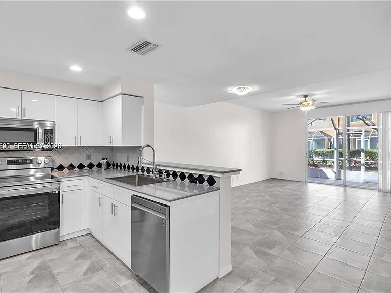 1393 Barcelona Way #4-26 — Photo 7