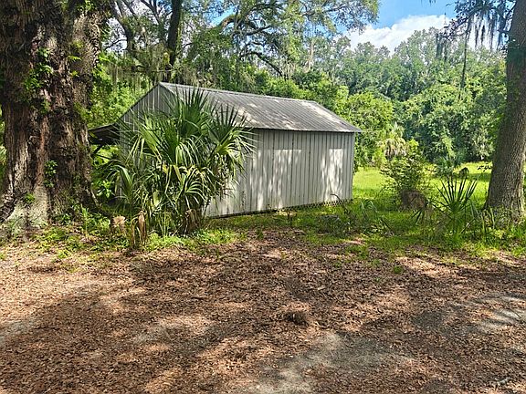 5th image of 7011 NW 95th St