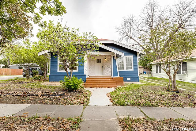 1002 Fulton Ave — Photo 1