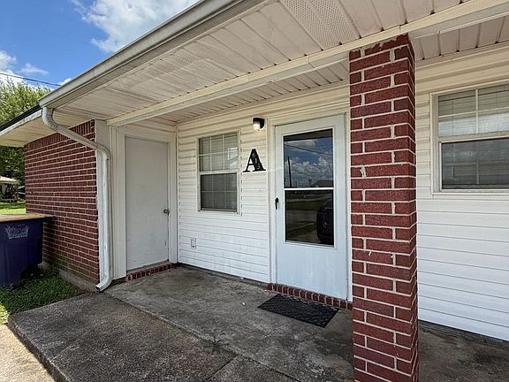 2nd image of 613 N Kinney Ave #A