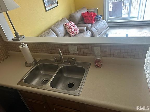 3rd image of 2937 Westbrook Dr APT A412