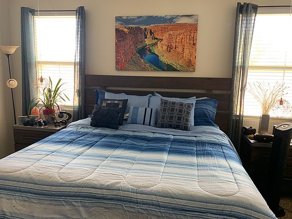 5th image of 36989 W Maddaloni Ave