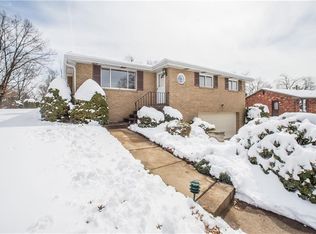 1025 Sullivan Dr, Homestead, PA 15120