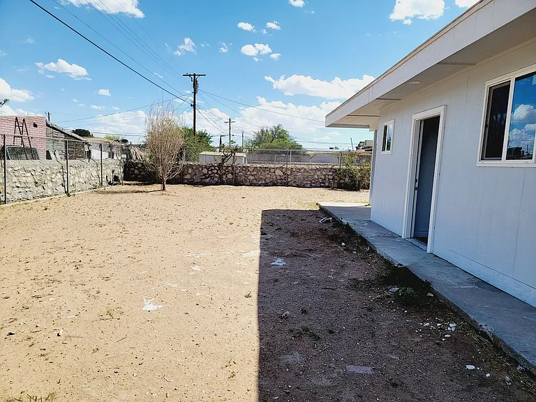 2816 Catnip St — Photo 10