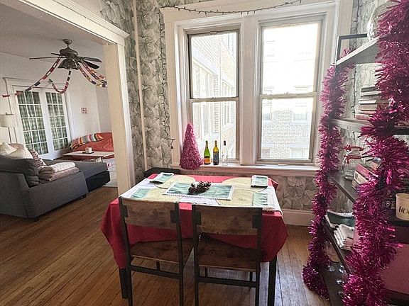 4th image of 74 Fenway APT 46
