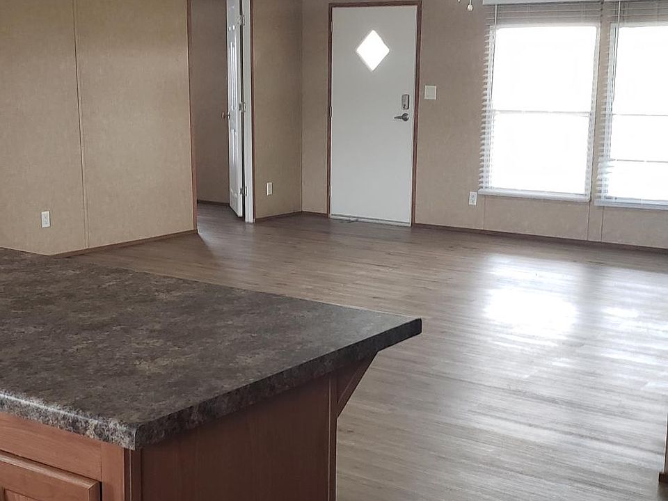 1st image of 66 Cinnamon Ln