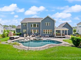 23297 Hastings Ridge Ct, Aldie, VA 20105