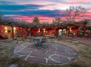 9 Plaza Vieja, Ranchos De Taos, NM 87557