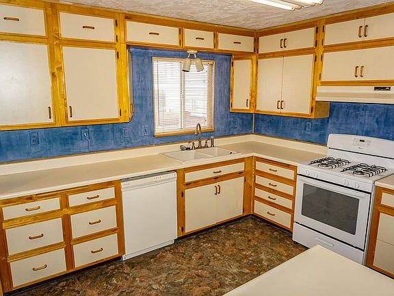 5th image of 14360 Mojave Ln