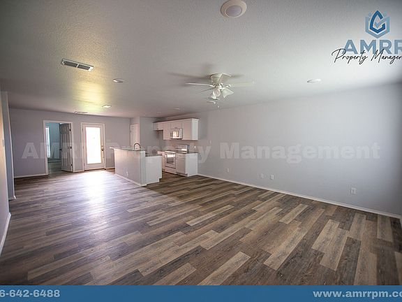 2nd image of 1014 Helena Ave