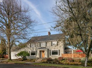 3029 NE Stanton St, Portland, OR 97212