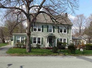 17 Parker Ave, Hyde Park, NY 12538