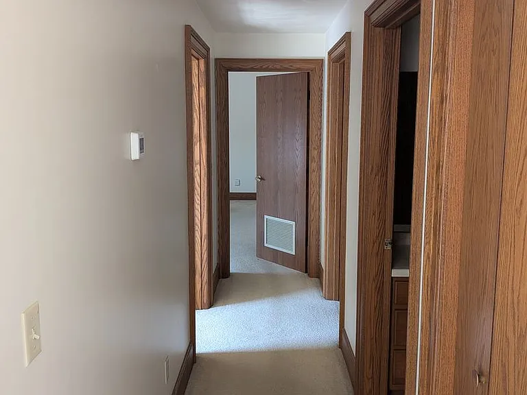 1408 Strongs Ave — Photo 12