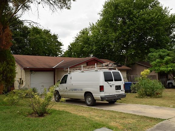 2nd image of 4823 Casa Espana St