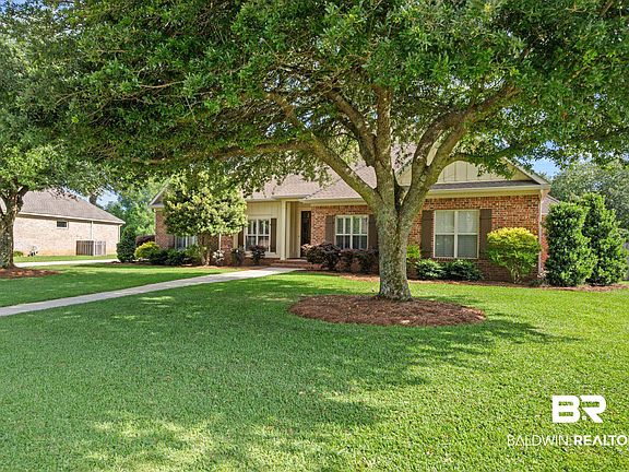 3rd image of 24410 Saxson Ct
