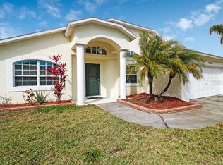 12950 Pineforest Way W, Largo, FL 33773
