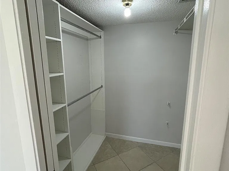 6549 Somerset Dr #106 — Photo 12
