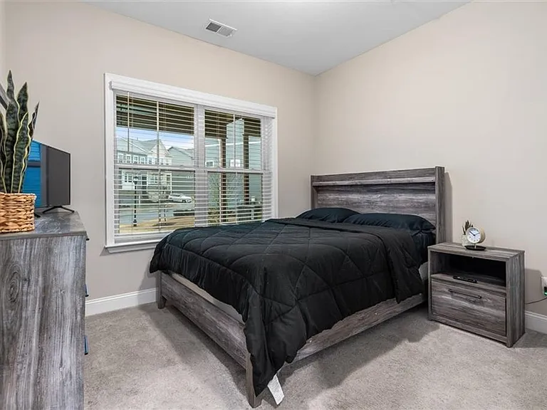 2641 Blackburn Ct — Photo 25