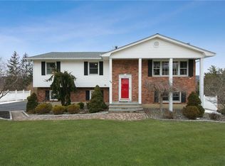 30 Hillside Dr, Thiells, NY 10984