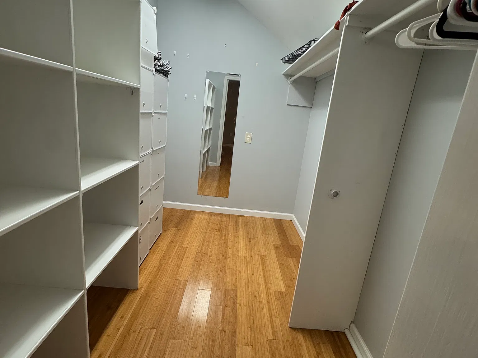 1 bed, 764 sqft, $1,400 — Photo 3