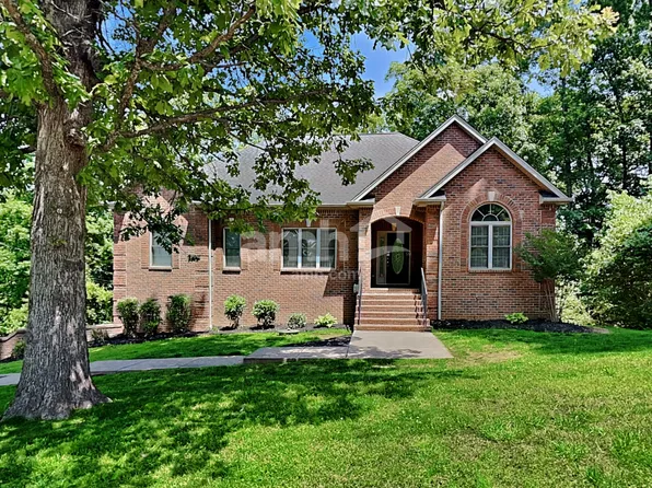 103 S High Ridge Dr, Goodlettsville, TN 37072
