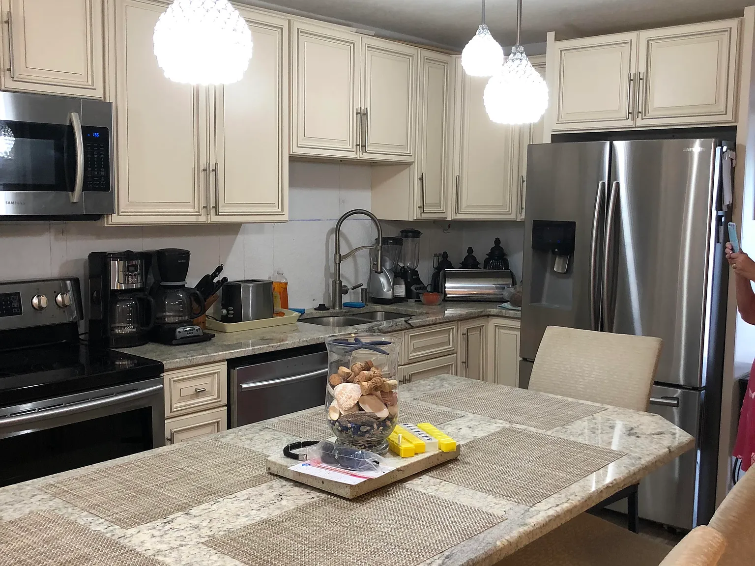 2 bed, 790 sqft, $2,000 — Photo 2